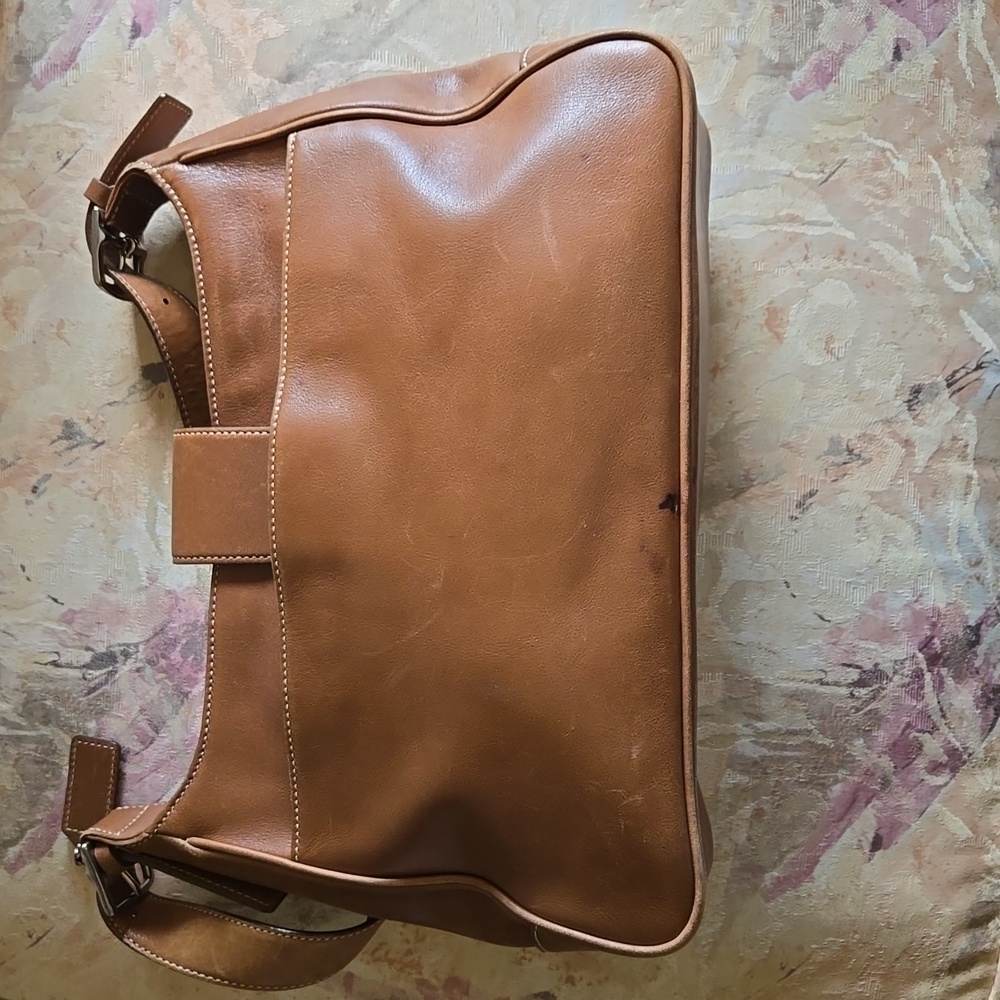 Vintage Coach Hampton Shoulder Bag - Picture 11 of 16